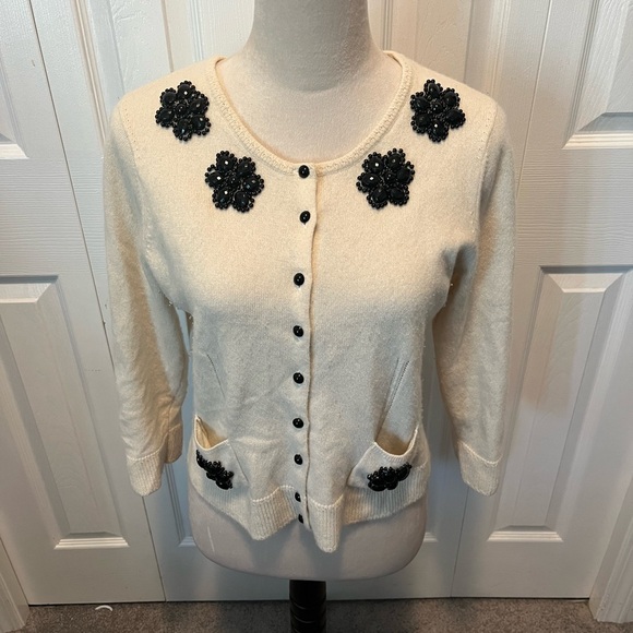 Milly Ivory Cardigan with Black Floral Details - Picture 2 of 16